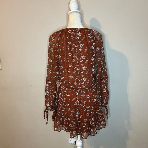 💃🏻Lost+Wonder Floral Print Mini Dress - Picture 4 of 8